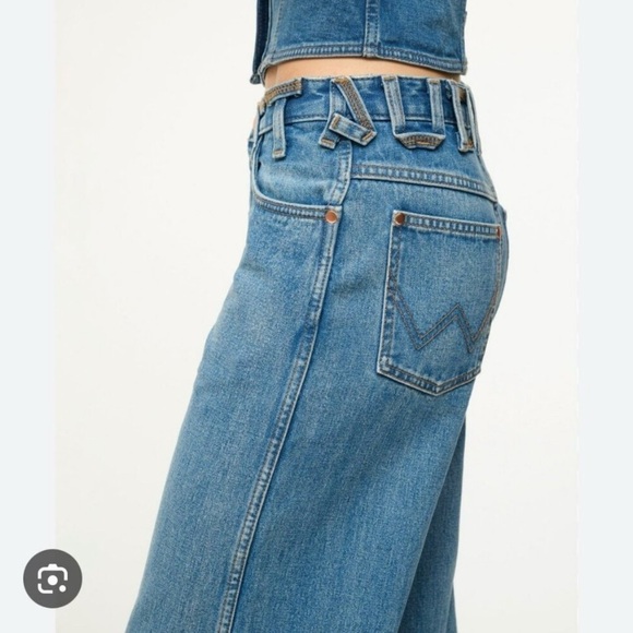 NWOT Staud x Wrangler collab loose fit jeans - Picture 2 of 8